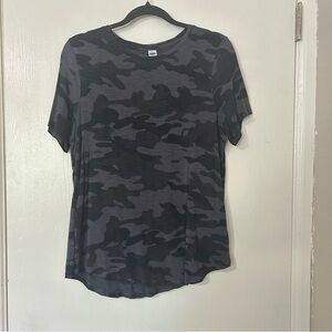 Old Navy Charcoal Camouflage Tee